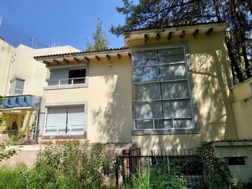 VENTA DE CASA CON JARDIN, LOMAS DE LAS AGUILAS, ALVARO OBREGON, CDMX