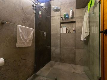 Casa en venta cerca TEC de Monterrey y zona de Hospitales