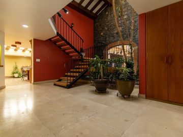 Casa en venta cerca TEC de Monterrey y zona de Hospitales