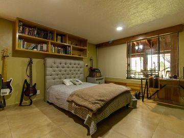Casa en venta cerca TEC de Monterrey y zona de Hospitales