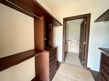 Departamento de lujo en VENTA Encinares Bosque Real, Huixquilucan