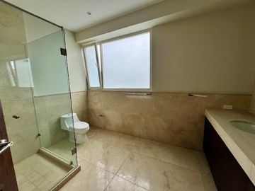 Departamento de lujo en VENTA Encinares Bosque Real, Huixquilucan