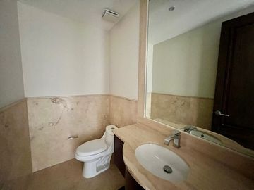 Departamento de lujo en VENTA Encinares Bosque Real, Huixquilucan