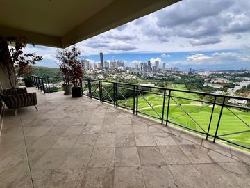 Departamento de lujo en VENTA Encinares Bosque Real, Huixquilucan