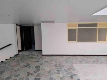CASA EN ARRIENDO EN GUAYACANES/ MANIZALES