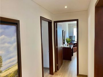 VENTA REMODELADO APTO NOGAL 2 ALCOBAS 117m2