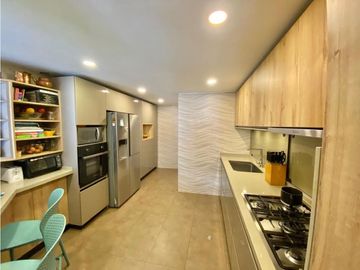 VENTA REMODELADO APTO NOGAL 2 ALCOBAS 117m2