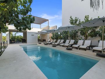 DEPARTAMENTO EN VENTA DE 2 HABITACIONES EN AKUMAL QROO. LB 256