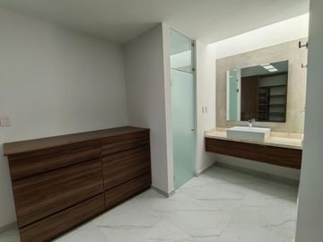 CASA EN VENTA PARQUE SANTIAGO LOMAS DE ANGELOPOLIS II