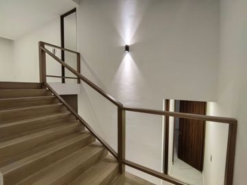 CASA EN VENTA PARQUE SANTIAGO LOMAS DE ANGELOPOLIS II