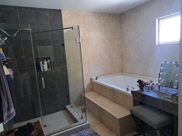 Venta de Casa en Hacienda Aguacaliente