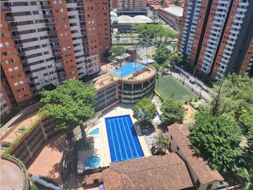 VENTA APARTAMENTO EN NIQUIA,  PISO ALTO.