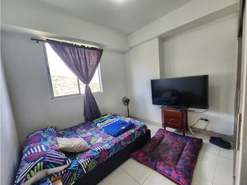 VENTA APARTAMENTO EN NIQUIA,  PISO ALTO.