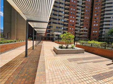 VENTA APARTAMENTO EN NIQUIA,  PISO ALTO.