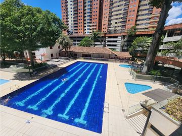 VENTA APARTAMENTO EN NIQUIA,  PISO ALTO.