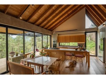 VENTA HERMOSA CASA CAMPESTRE EN EL RETIRO
