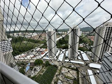 Se VENDE Apartamento en PH Rokas 3, Urbanización Condado del Rey