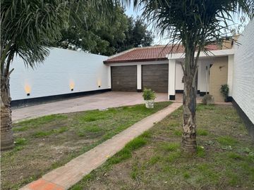Chalet en venta en Barrio El Chañar - Brandsen