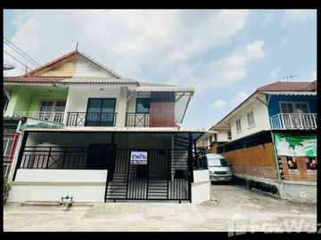 2 Bedroom Townhouse for sale in Khlong Sam, Pathum Thani