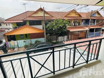2 Bedroom Townhouse for sale in Khlong Sam, Pathum Thani