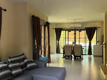 3 Bedroom House for sale at My Ozone