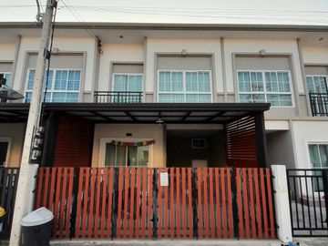 3 Bedroom Townhouse for sale at P Residence Phetkasem-Setthakit