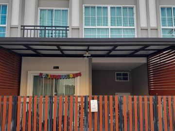 3 Bedroom Townhouse for sale at P Residence Phetkasem-Setthakit