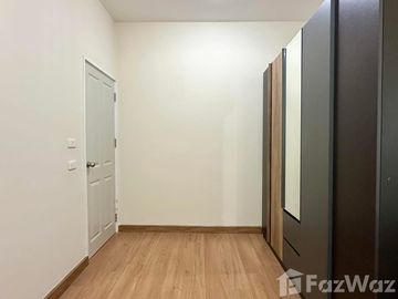 4 Bedroom Townhouse for sale at Golden Town Wongsawang-Khae Rai