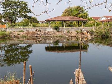 3 Bedroom Townhouse for sale at Baan Pluem 1