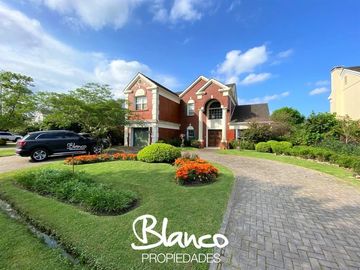 Casa en Venta en La Lomada, Pilar, G.B.A. Zona Norte, Argentina