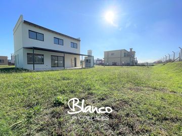 Casa en Venta en Puertos, Escobar, G.B.A. Zona Norte, Argentina