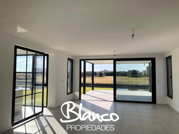 Casa en Venta en Puertos, Escobar, G.B.A. Zona Norte, Argentina