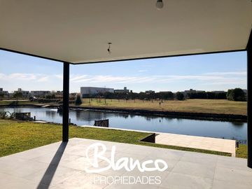 Casa en Venta en Puertos, Escobar, G.B.A. Zona Norte, Argentina