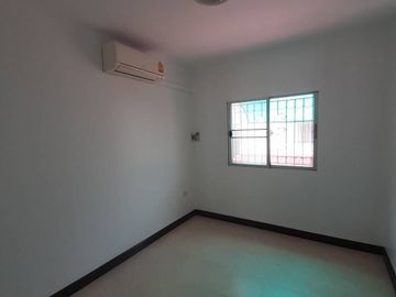 4 Bedroom House for sale at Kanda Baan Rim Khlong