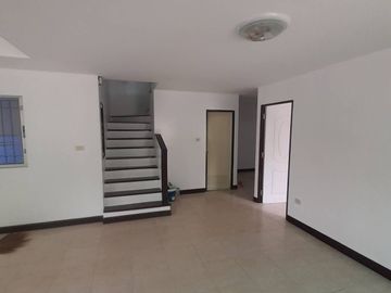 4 Bedroom House for sale at Kanda Baan Rim Khlong