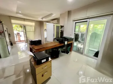 3 Bedroom House for sale at Burasiri Ngamwongwan-Prachachuen