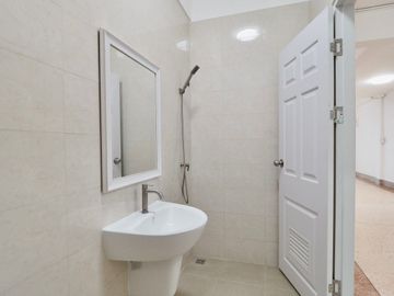 2 Bedroom Townhouse for sale at Baan Paparnakorn