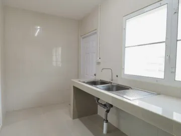 2 Bedroom Townhouse for sale at Baan Paparnakorn