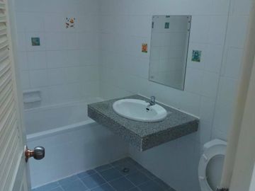 3 Bedroom Townhouse for sale at Sinsap 1