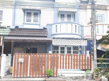 3 Bedroom Townhouse for sale at Sinsap 1