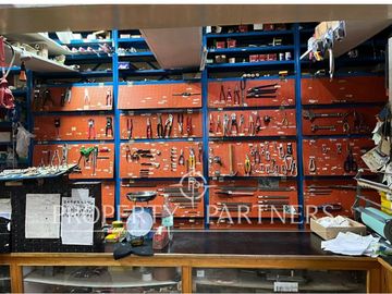 Ferretería en Venta totalmente equipada en Punta Arenas
