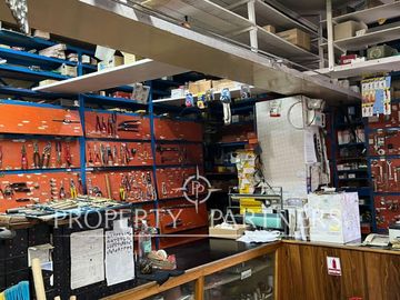 Ferretería en Venta totalmente equipada en Punta Arenas
