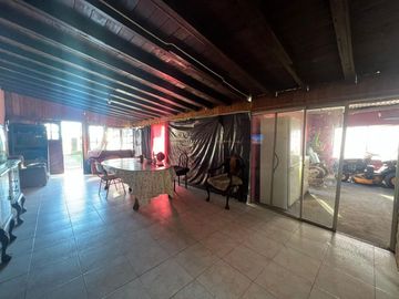 Casa en venta - 3 Dormitorios 2 Baños - 130.000Mts2 - Verónica