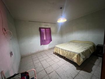 Casa en venta - 3 Dormitorios 2 Baños - 130.000Mts2 - Verónica