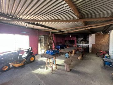 Casa en venta - 3 Dormitorios 2 Baños - 130.000Mts2 - Verónica