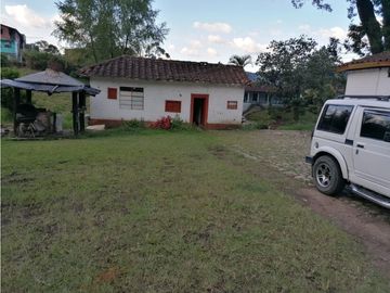 FINCA EN VENTA LA ESTRELLA LA TABLAZA