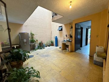 Casa en venta en Atemajac del Valle- Nicolás Bravo 2