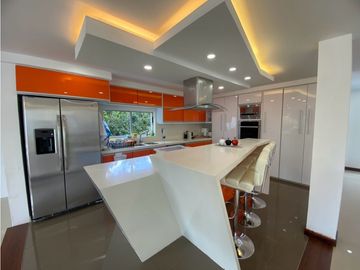 Hermosa finca amoblada de 2.900m2 en venta Rozo Palmira Valle Colombia