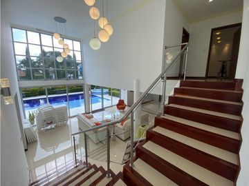 Hermosa finca amoblada de 2.900m2 en venta Rozo Palmira Valle Colombia