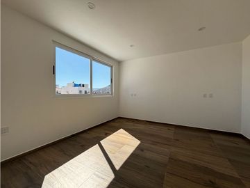 Casa en venta en San Juan Del Río en Santuaria 4 habitaciones